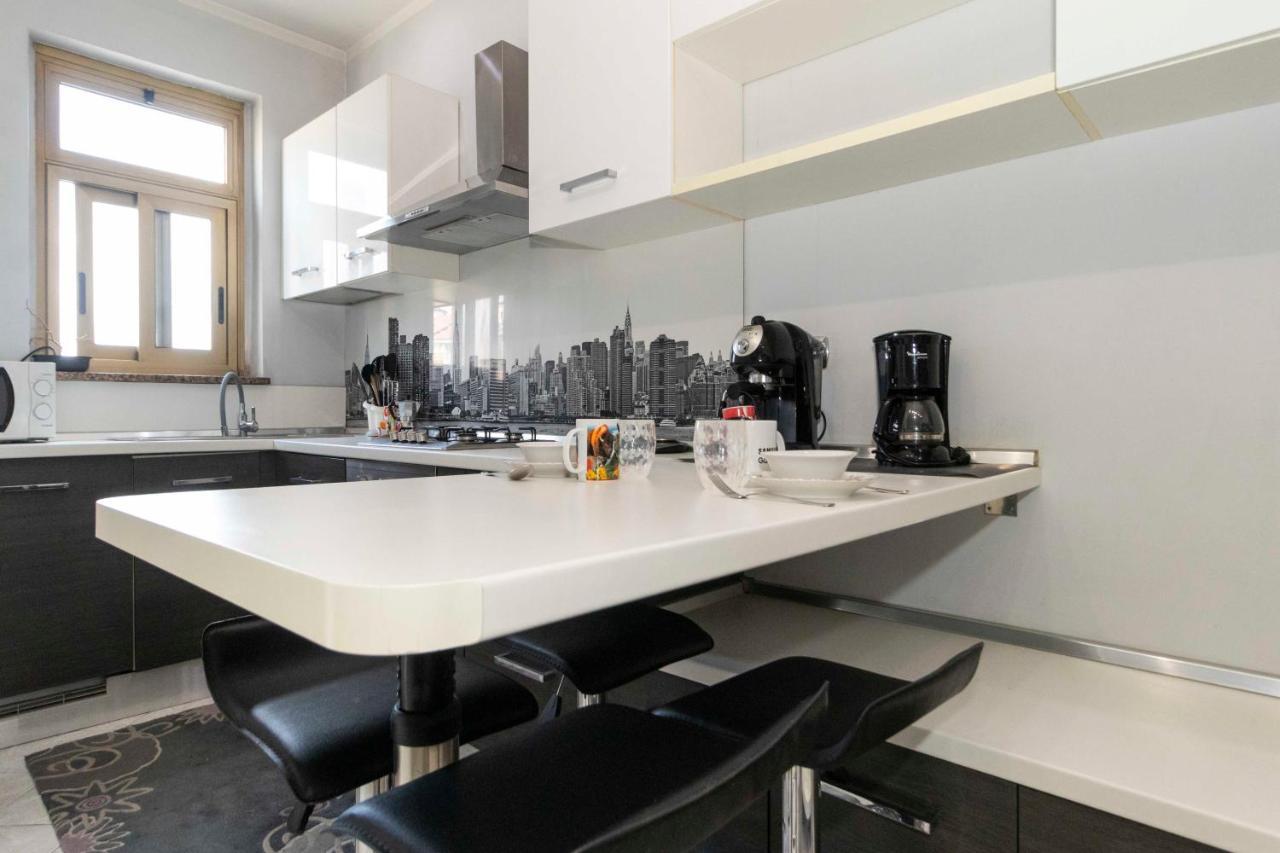 Mm Bengasi Modern Apartment Turin Bagian luar foto