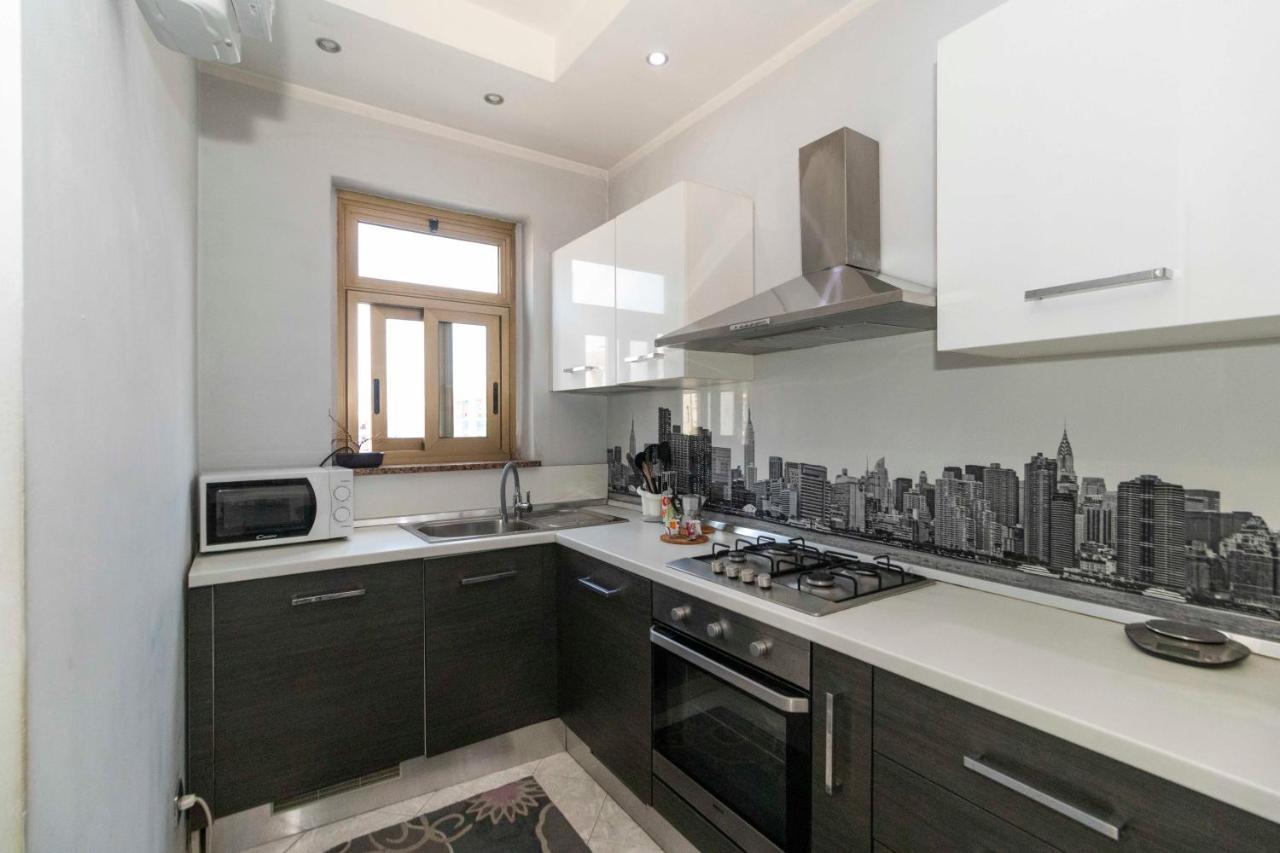 Mm Bengasi Modern Apartment Turin Bagian luar foto