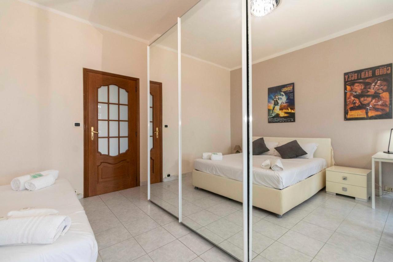 Mm Bengasi Modern Apartment Turin Bagian luar foto